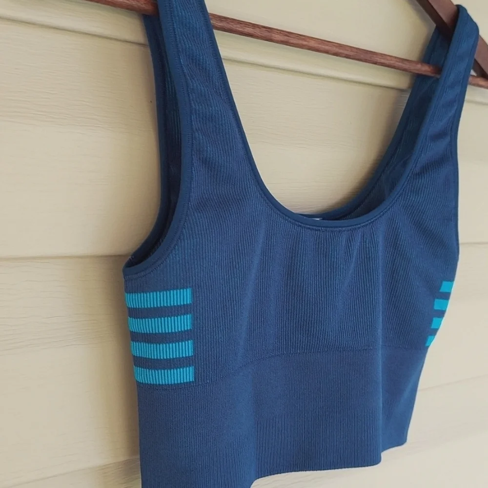Outdoor Voices stylish blue